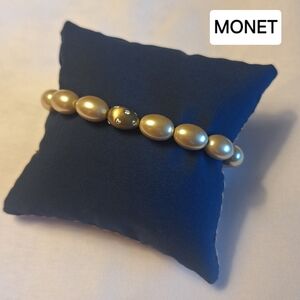 Monet Stretch Bracelet Beaded Pearl Crystal Accent + Charm Cream Gold